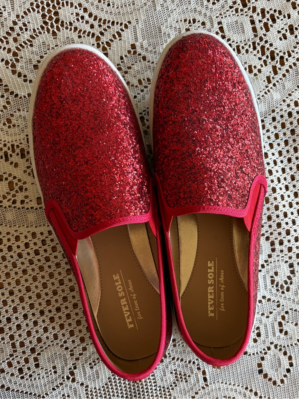 Fever Sole Women’s Red Glitter Slip-On Shoes - 9.5